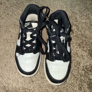 Nike Dunk little Kids Black and White Sneakers